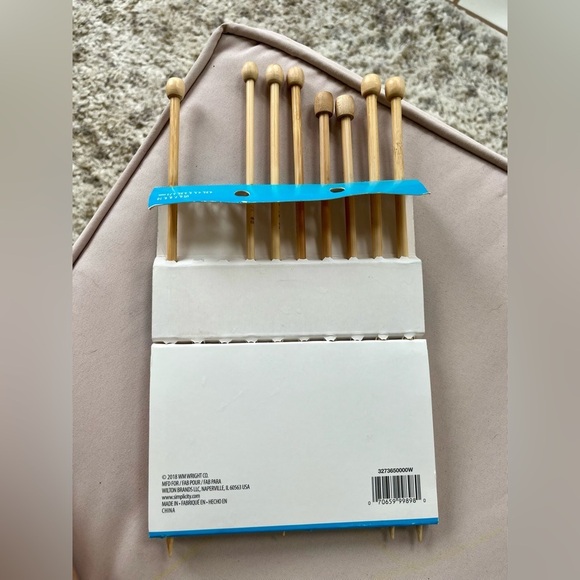 Boye Bamboo Knitting Needles Set - Natural Tan - Partial Set - Picture 2 of 3